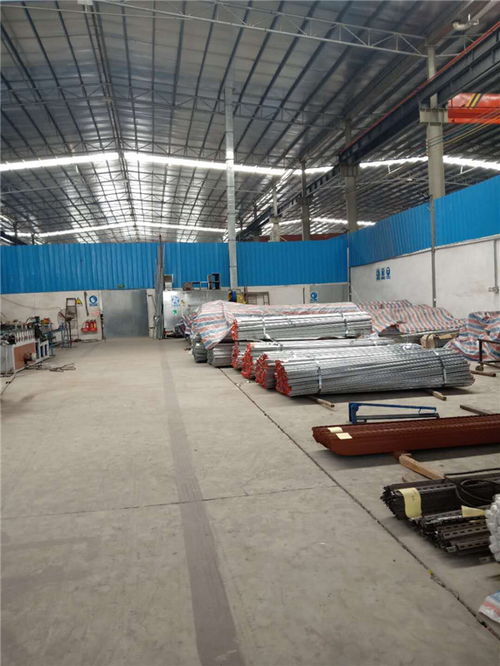 鋅捷線管橋架與云浮30×30角鐵在網(wǎng)絡(luò)服務(wù)中的應(yīng)用